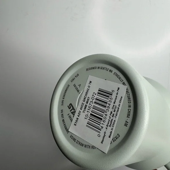 Stanley FlowState Quencher H2.0 Tumbler / 40oz / Color: Mist - Picture 6 of 13